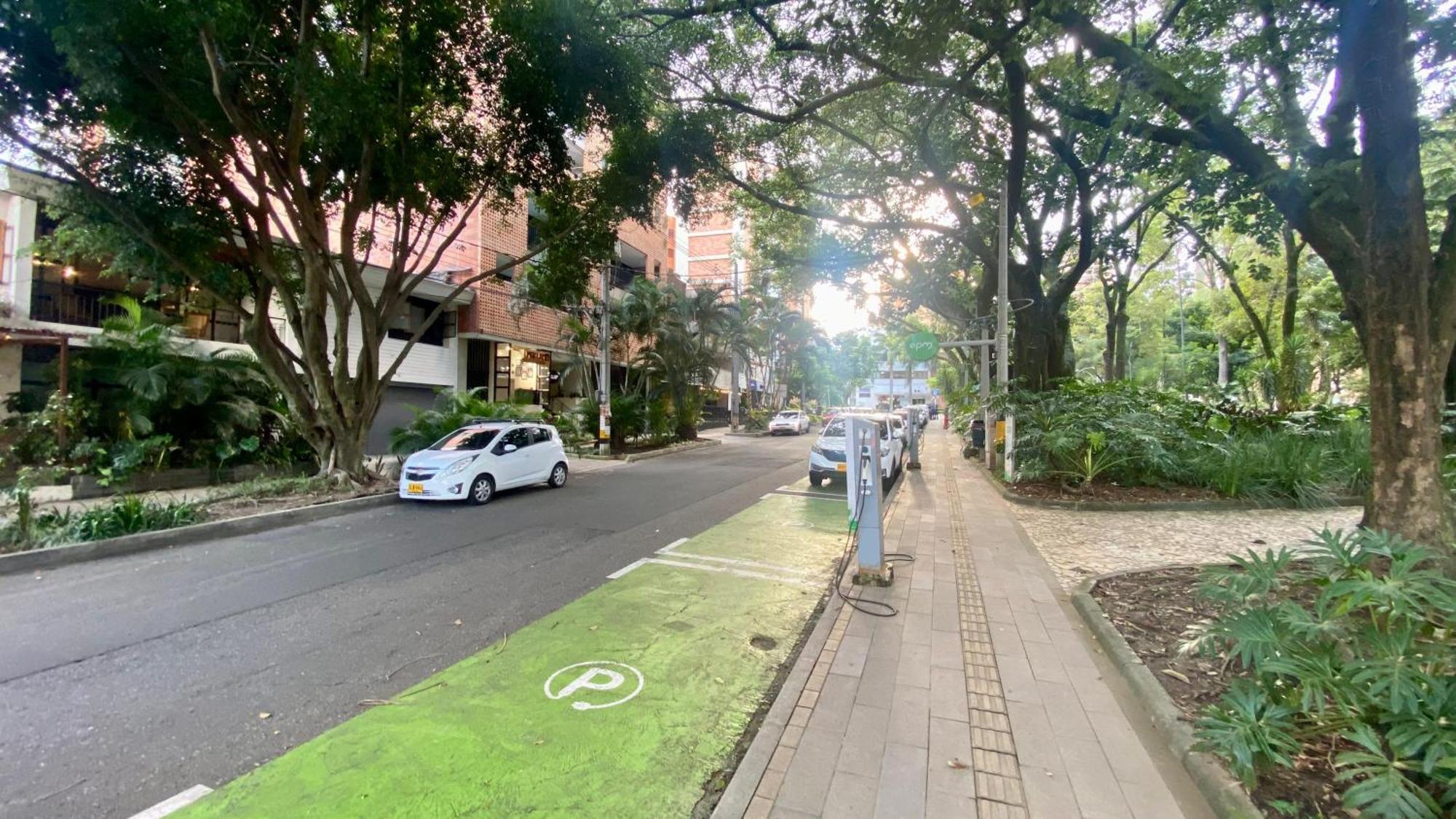 מדיין Casa Mosaiko Primer Parque Laureles מראה חיצוני תמונה